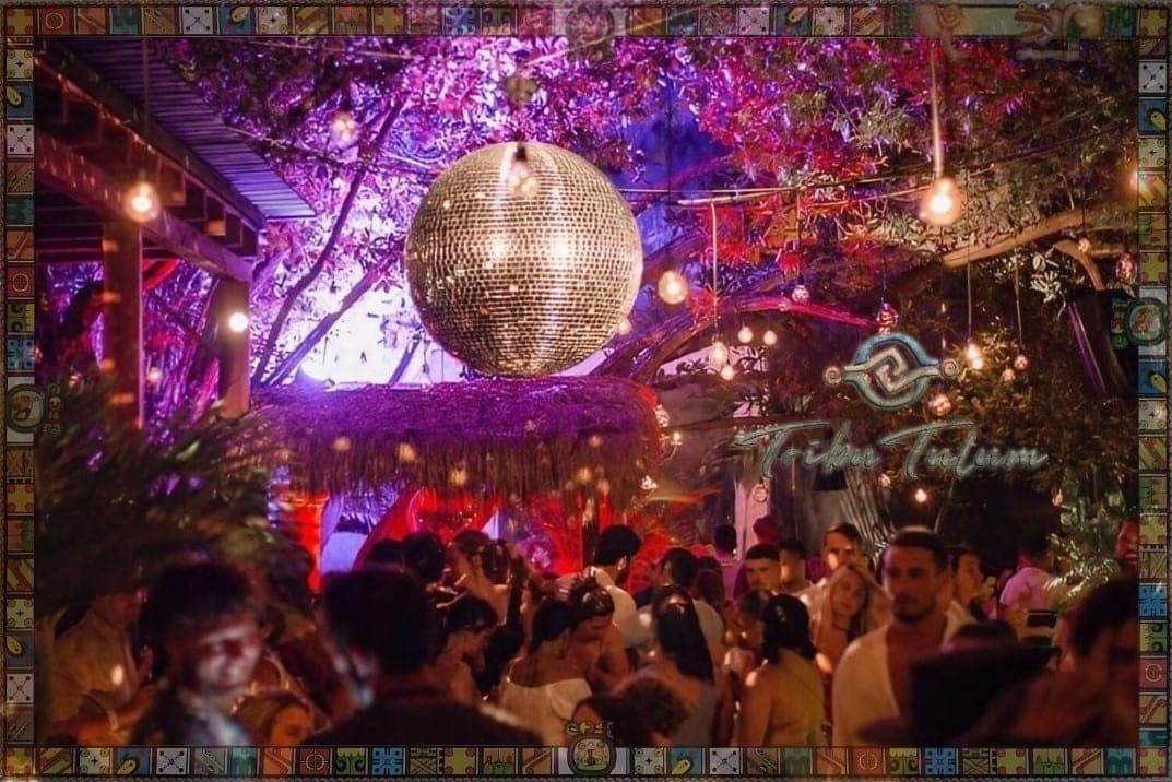 Vida Nocturna en Tulum: Bares, Fiestas y Eventos