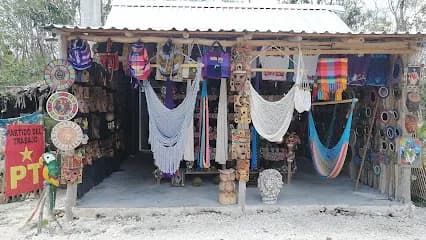 Artesanías maya coba