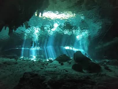 Diving Cenotes Tulum BEACH