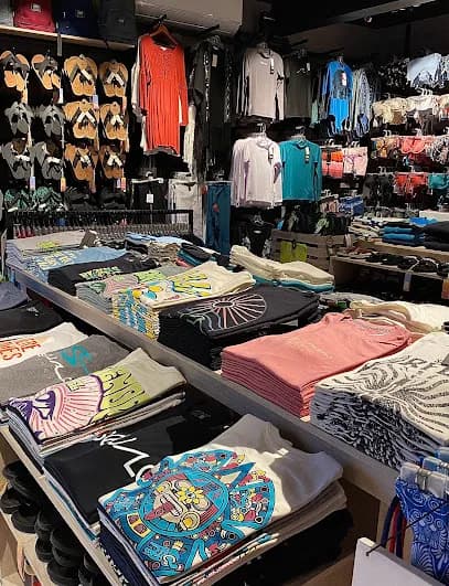 SQUALO SURF CLOTHING