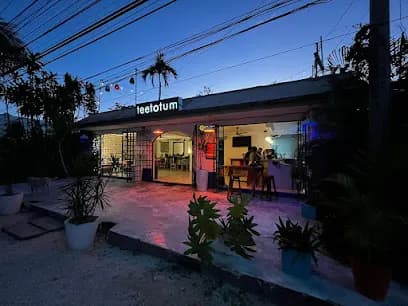 teetotum hotel restaurant lounge
