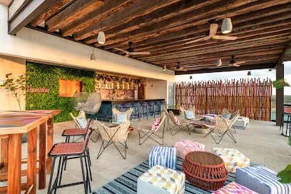 Ático Rooftop Bar & Lounge